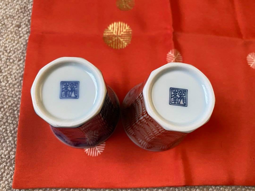 内田鋼一 白釉 加彩 五角 筒盃 盃 杯 黒田陶苑 購入 保管品 O93 内田鋼一 白釉 加彩 五角 筒盃 盃 杯 黒田陶苑 購入